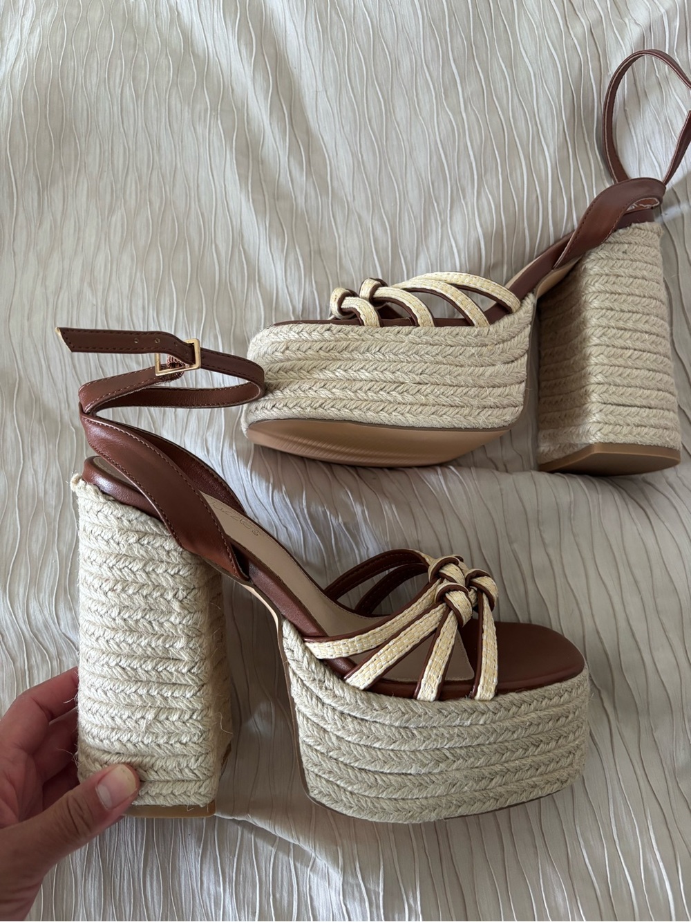Shoe Dazzle Brown and Cream Espadrille Platform Sandals